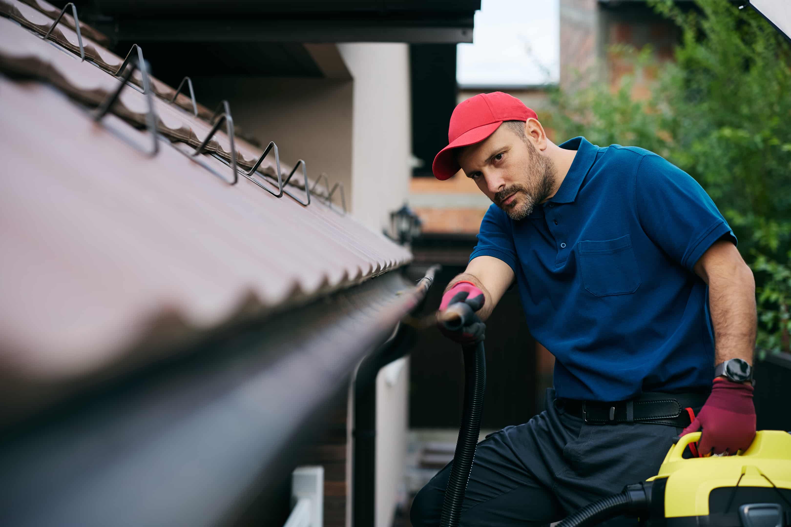 Free February Gutter Check: Spot Issues in 10 Minutes